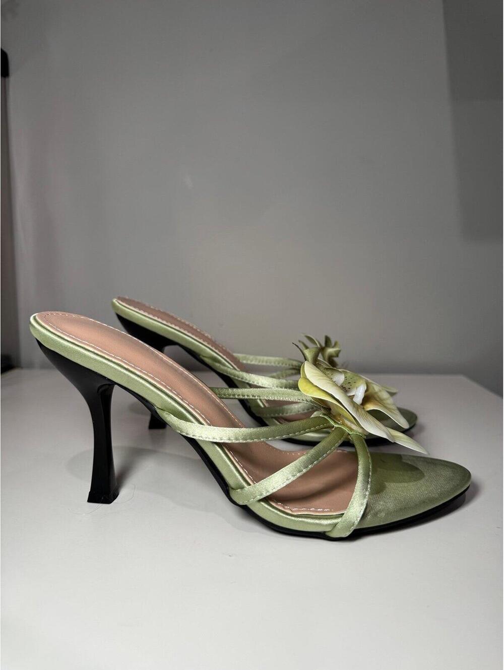 Floral heels - Picture 6 of 7